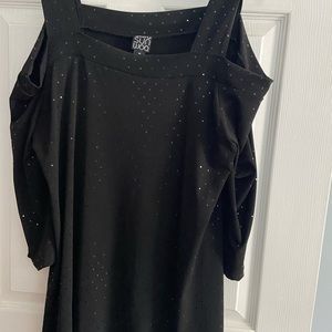 Clara Sun Woo women’s cold shoulder, 3/4 sleeve top